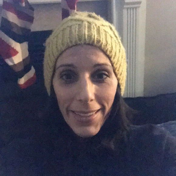 Meet your Posher, Andrea - Picture 1 of 1